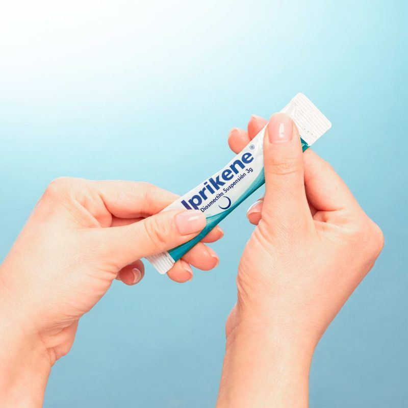 Abra el Sobre Iprikene® Paso 2: Abra el sobre Iprikene® Suspensión